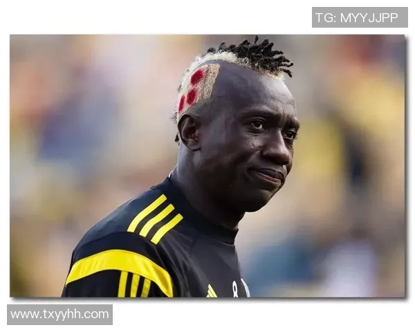 足球明星男生发型大揭秘时尚潮流与个性风格的完美结合